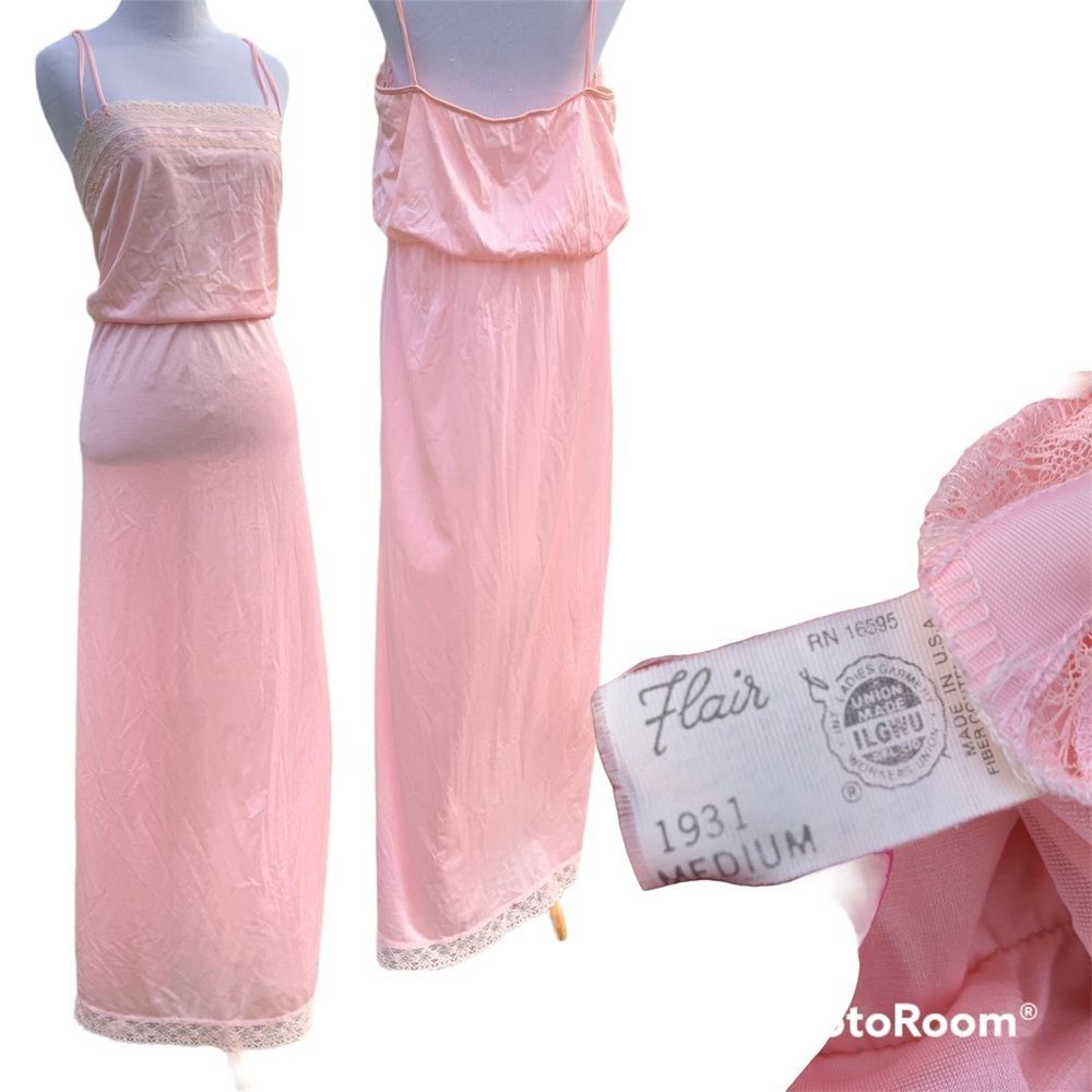 Vintage UNION MADE ILGWU Flair Blush Pink Lace Trim Floor length Lingerie Medium